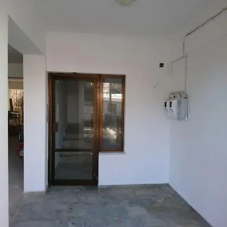 Sunny Family In Chania Close To The Sea דירה *