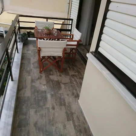 Sunny Family In Chania Close To The Sea *