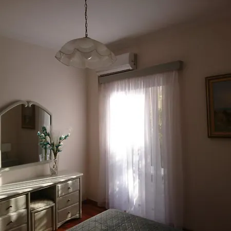 Sunny Family In Chania Close To The Sea Apartment